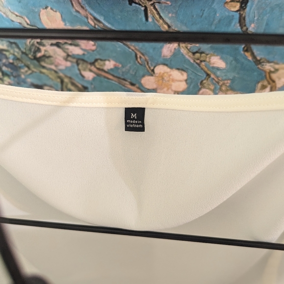 Cabi Sunrise Top with Camisole - Picture 9 of 9